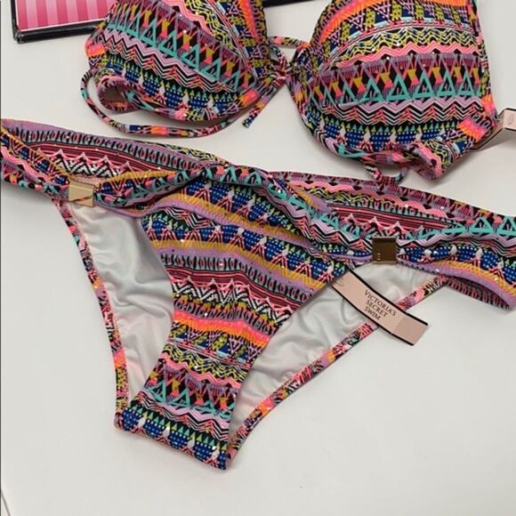 NEW VICTORIA SECRET SWIMSUIT SET top 34B/S - Picture 3 of 8